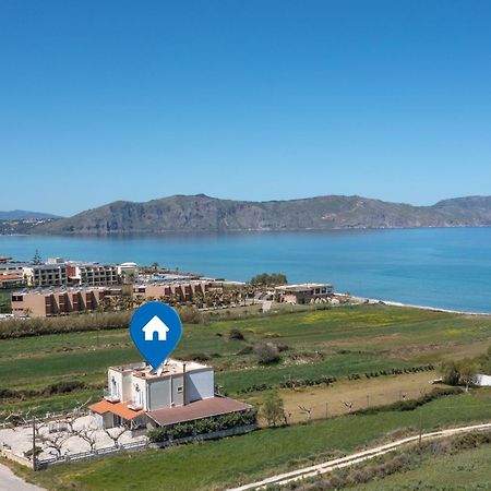 גאורגיופוליס Beachfront First-Floor Suite מראה חיצוני תמונה